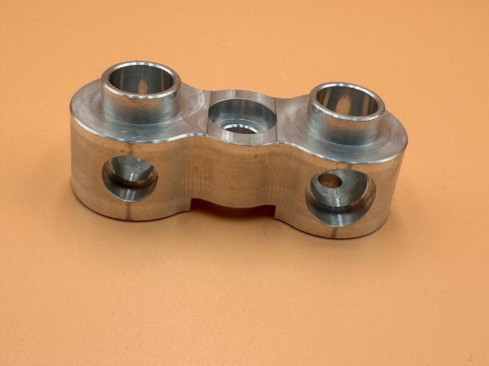 Deskubritu zehaztasun metodoa eraginkorra CNC Tapping